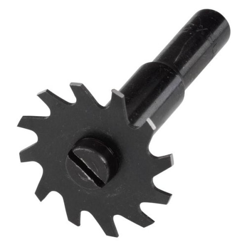 4646