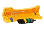 7608