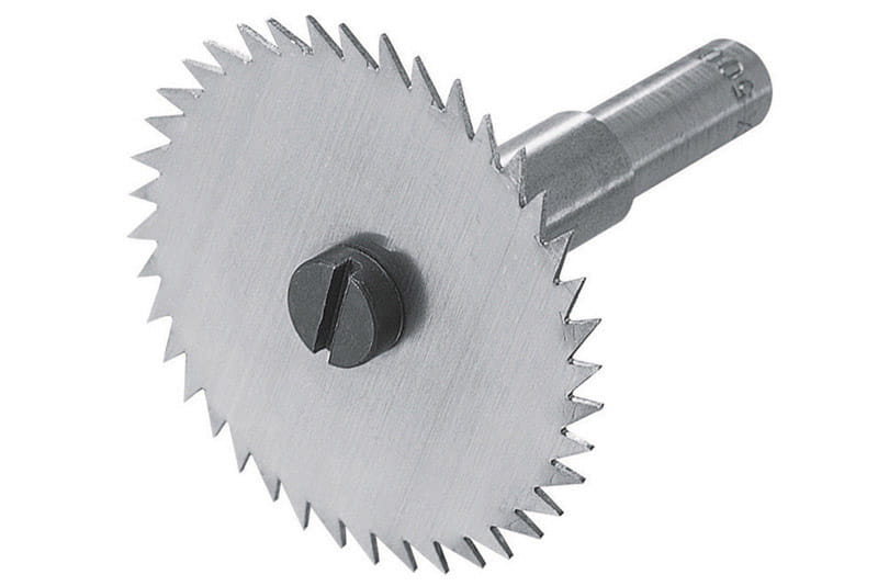 4654
